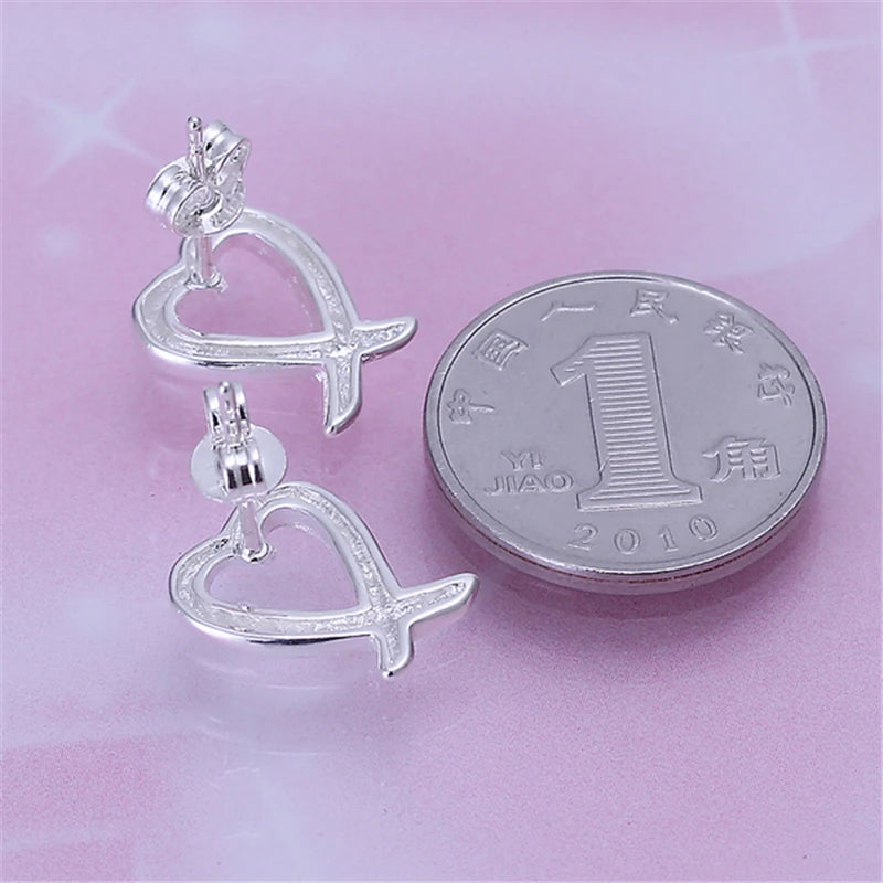 Kolczyki Srebrne Sztyfty w Kształcie Serca