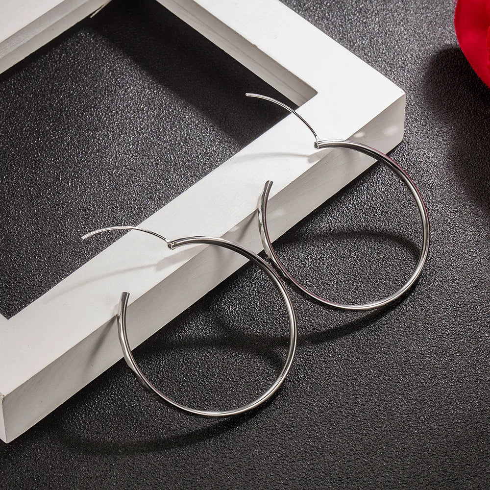 Eleganckie Srebrne Kolczyki Koła o Średnicy 5 cm