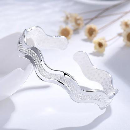 Bransoletka Srebrna z motywem fal i gwiazd