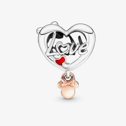 Zawieszka Srebrna Disney Minnie Mouse "Mom Heart" – subtelna biżuteria z emocjami