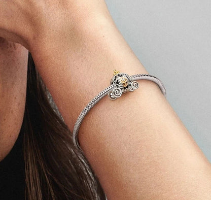 Zawieszka Srebrna Zaczarowana Karoca Kopciuszka