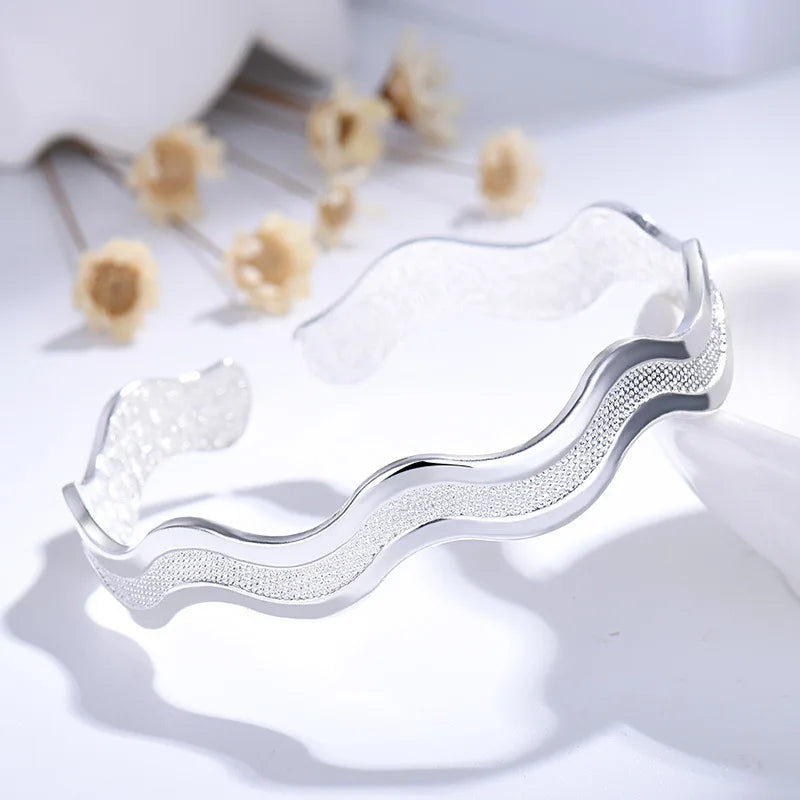 Bransoletka Srebrna z motywem fal i gwiazd