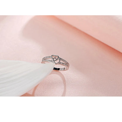 Pierścionek Srebrny ze Splecionymi Sercami